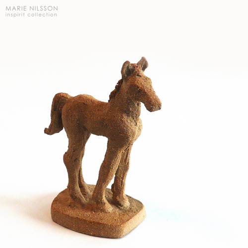 4_Standing_foal_brown_12cm